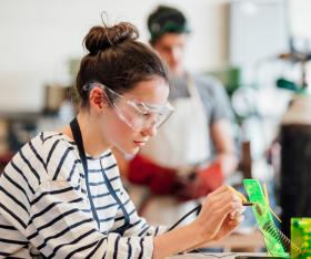 Borse di studio ragazze STEM