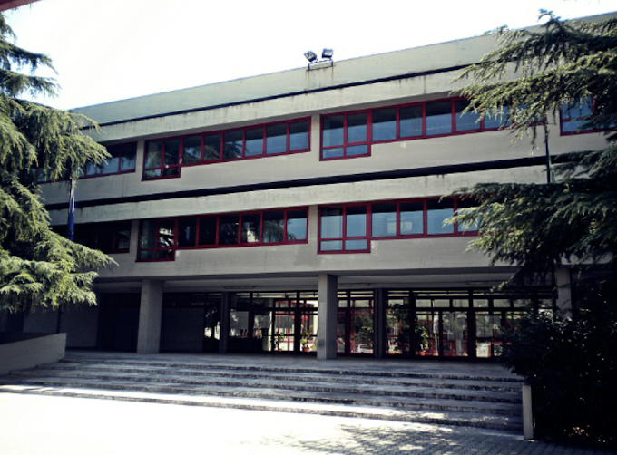 Studente caduto dalla finestra dell'istituto  ....